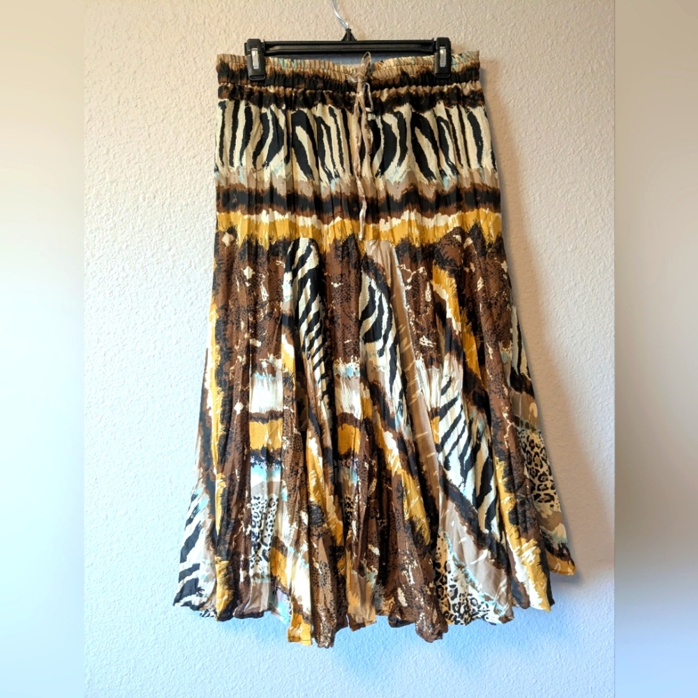 Mix Nouveau Boho Hippie Style Animal Wild Elegance A-Line Skirt in Brown Cream L